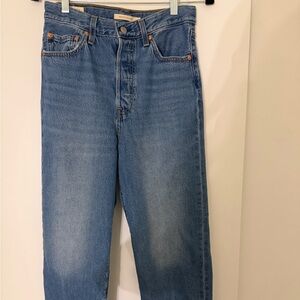 Levi's Women's Straight Leg Jeans - Medium Blue